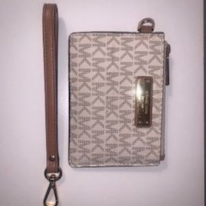 Michael Kors Wristlet/Wallet